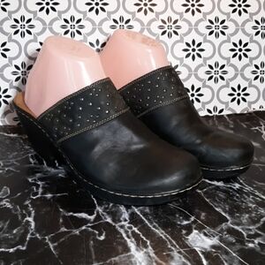 Bjorndal Willow 9 black nursing mules clogs